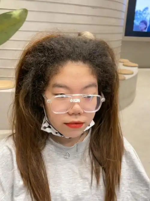 爆炸钢丝球自然卷也有春天啦蛋白矫正可以让头发更顺滑有光泽