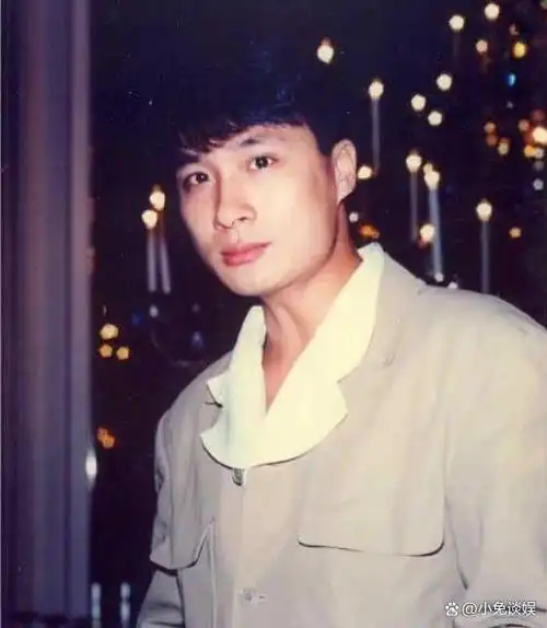 疯子吴镇宇为抱美女当演员今综艺炮轰内地艺人谁比谁高贵