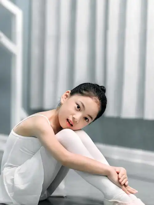 厦门儿童写真女孩的舞蹈梦