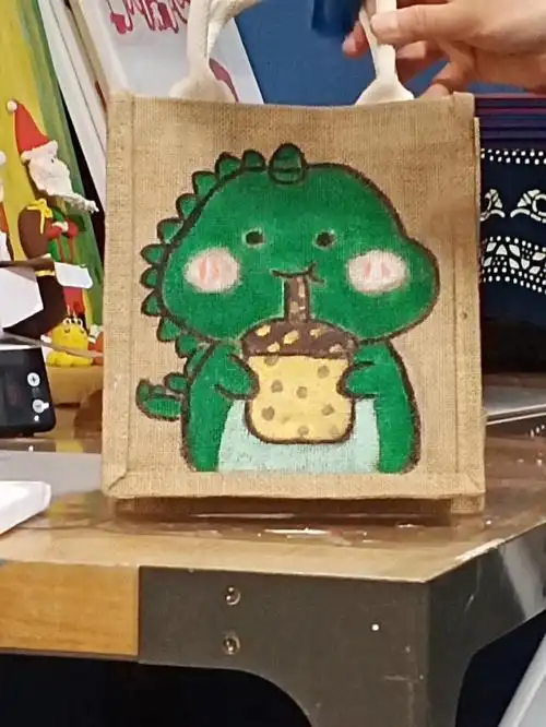 麻布包画个小画拿着也是很奈斯滴