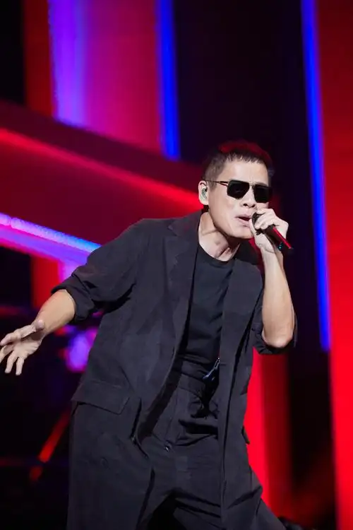 大事发声 《大事发声》与罗大佑重走数十年