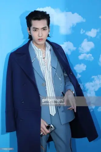 吴亦凡 20200116 路易威登巴黎2020秋冬男装秀