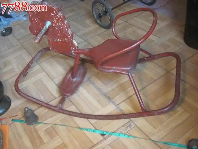 民国时期的老三轮儿童摇车(玩具)小孩木马