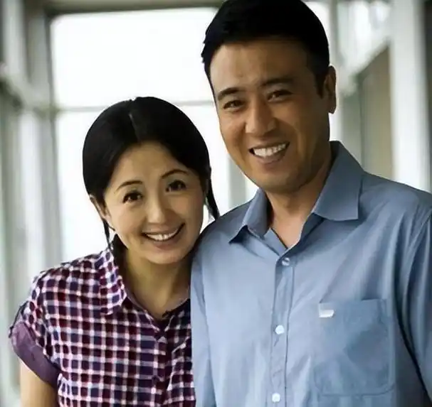 于和伟的老婆原来是她!还没结婚就尽孝,直到现在还是恩爱如初