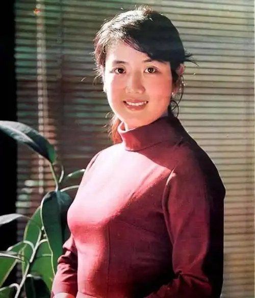 大众情人李秀明老照片