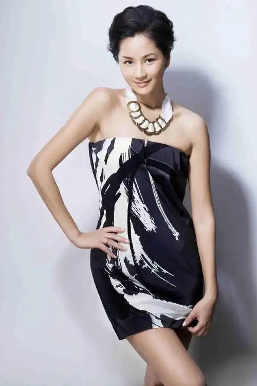 演员瞿颖结婚了吗(超模瞿颖的人生经历)