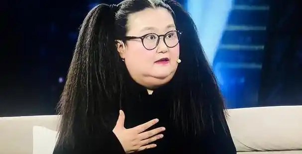 她是中国"最胖"女演员,100天减肥140斤,嫁帅气老公宠爱有加