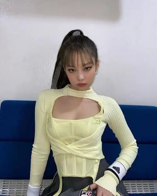 jennie生日中国粉丝送百万人民币豪礼,富婆的排面我酸了!