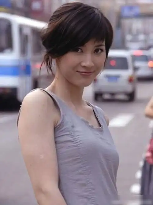 美丽温婉大气的童蕾照片合辑|蕾丝|田雨|周一围|素颜_网易订阅