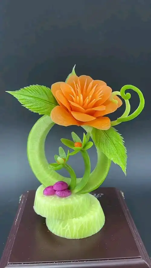 活灵活现的食品雕刻