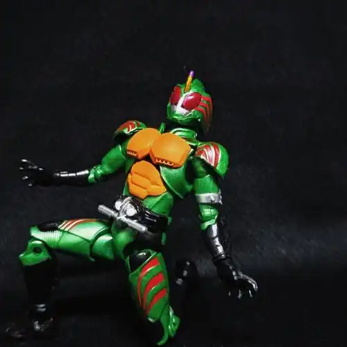 掌动盒蛋假面骑士amazons