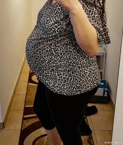 对于男性来说,日常该如何甩掉自己的大肚子呢,可以从以下几个方面来做