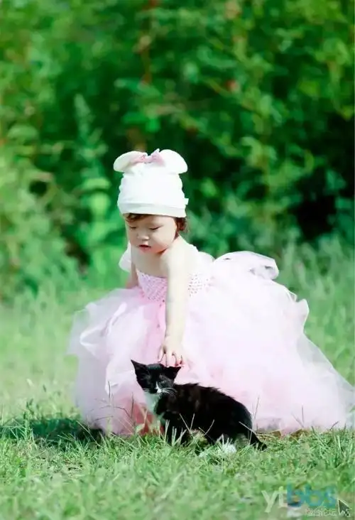 [宝宝相册] 闺女的1岁相片出来,很满意,感谢金麦兜.