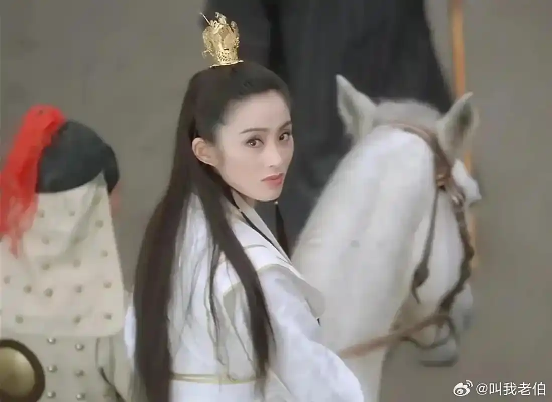 郭晓婷新剧造型好像电影版张敏演的赵敏啊