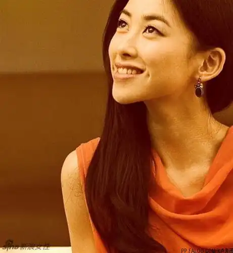 朱珠zhuzhu的图片