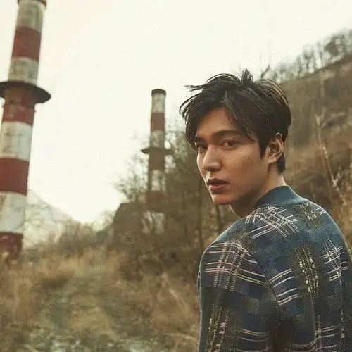 李敏镐男生头像家居闺蜜头像黑白 绘画 素描 水彩 彩色 男头男生头像