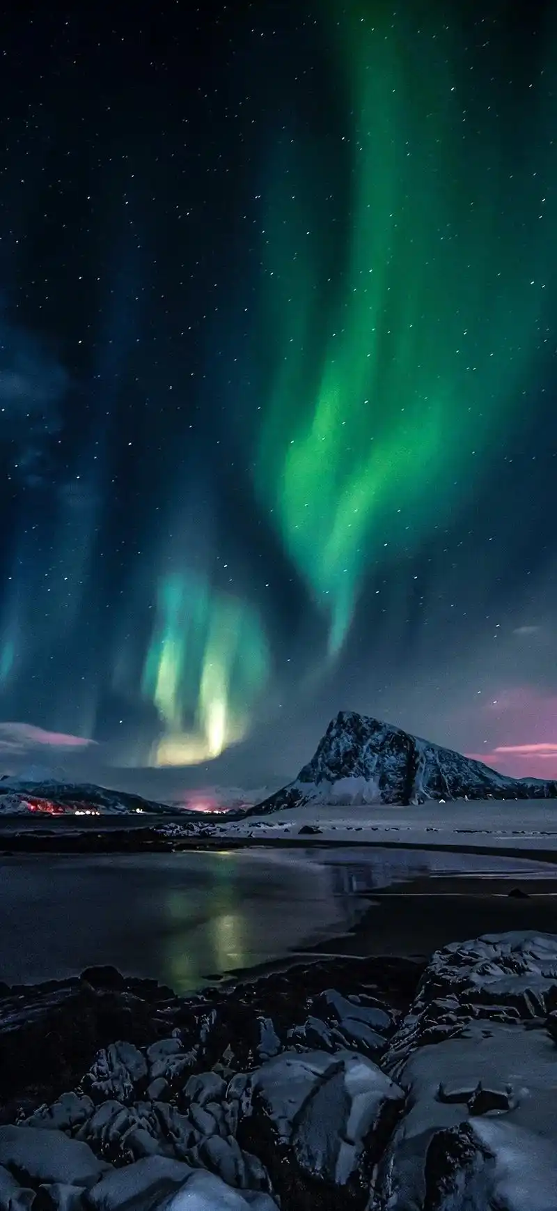 炫彩极光壁纸#手机壁纸 #极光 #治愈系风景 - 抖音