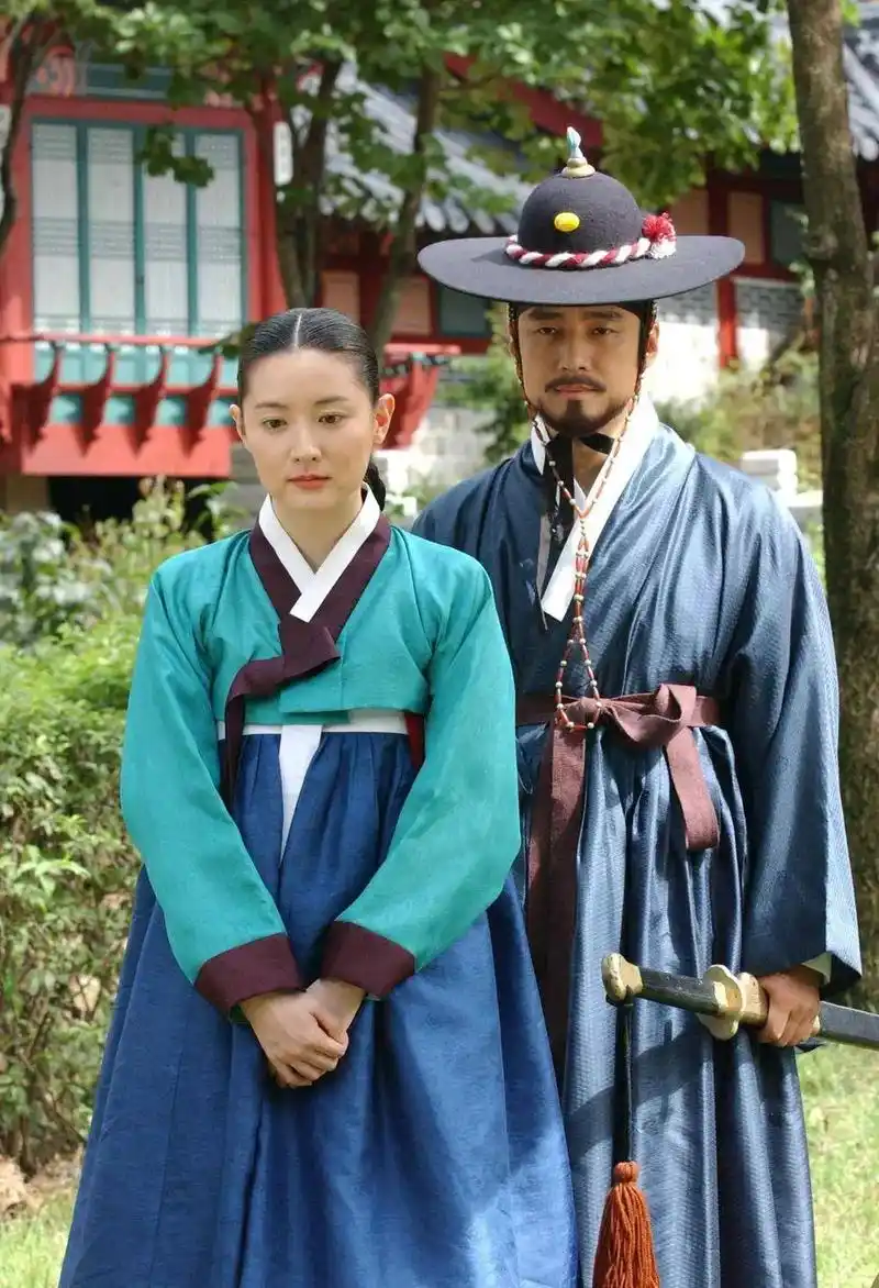 最爱的电视剧《大长今》《大长今》中长今的灵魂知己闵政浩,《风 - 抖