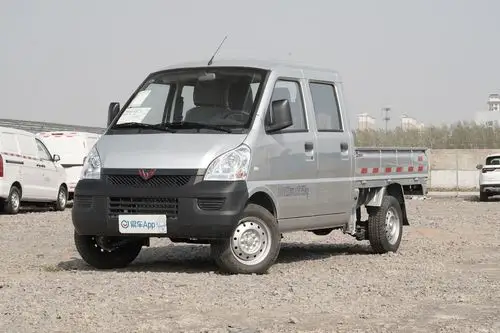 2020款五菱荣光小卡12l手动基本型双排