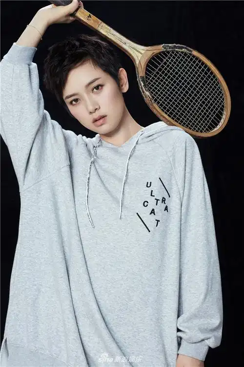 组图:李晓峰杂志大片曝光 青春洋溢"女友范儿"