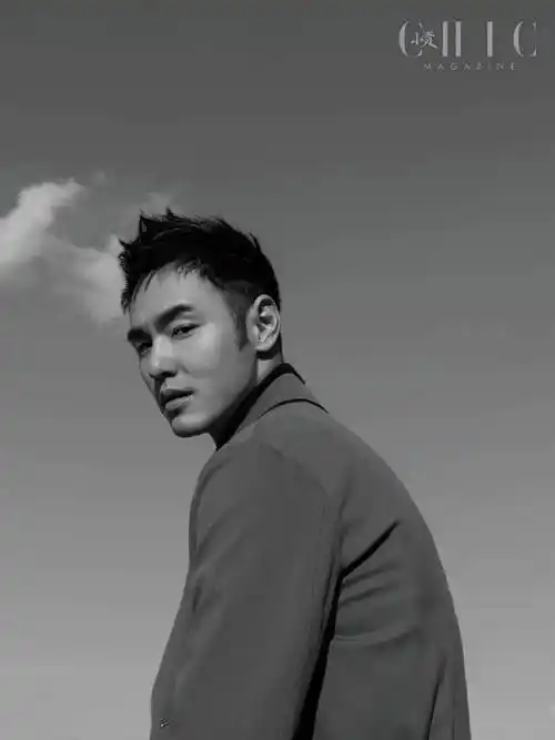 沉寂十年,阮经天这次彻底杀疯了_表演_工作_生活