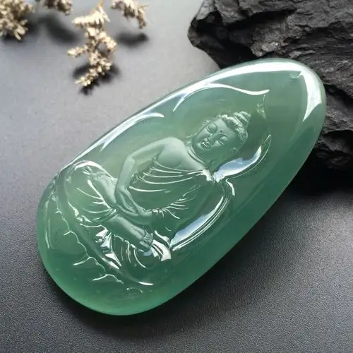 (超值推荐)(玉雕名家高松峰作品)冰种晴水阿弥陀佛挂件 - 人物 - 翡翠