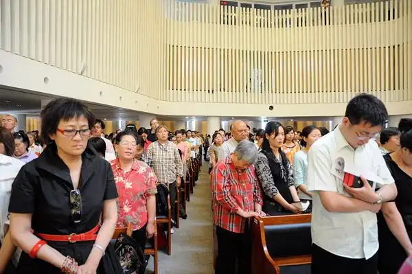 事工动态  2009年5月31日上午11时,海淀堂第三堂主日崇拜由刘黎明牧师