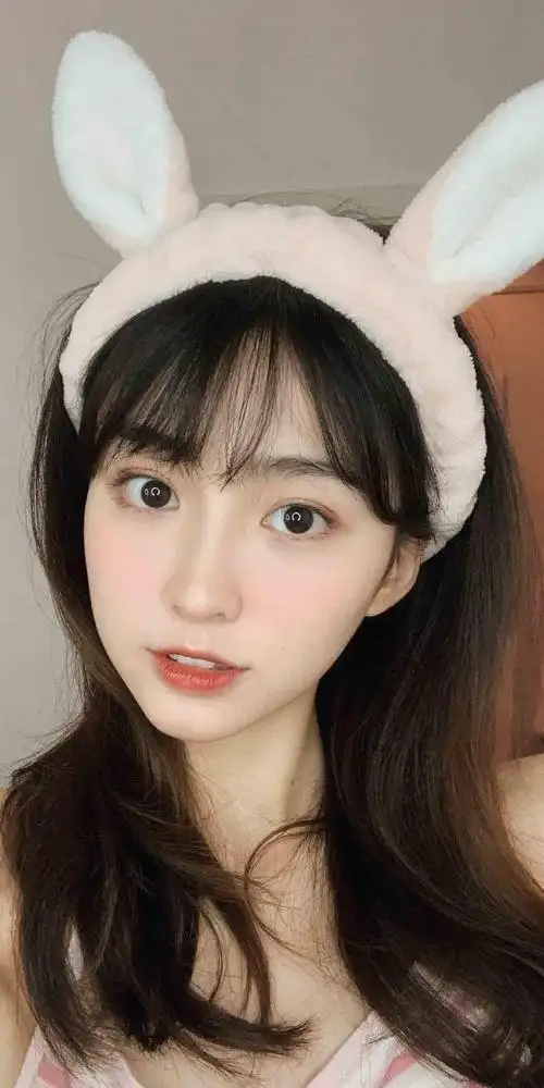 超可爱兔耳美少女自拍,高清图片,手机壁纸