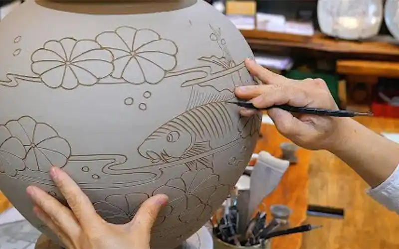 陶艺大师制作陶瓷,耗时2天仅做成一个,过程行云流水,成品绝了