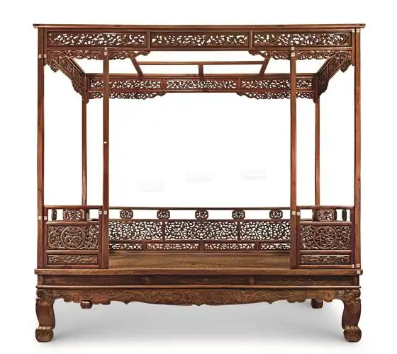 及明清家具专场  > 禁限运 lot 2564  清早期 黄花梨螭龙纹六柱架子床