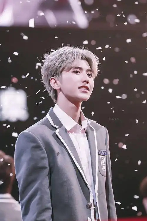 偶像练习生 蔡徐坤 出道舞台