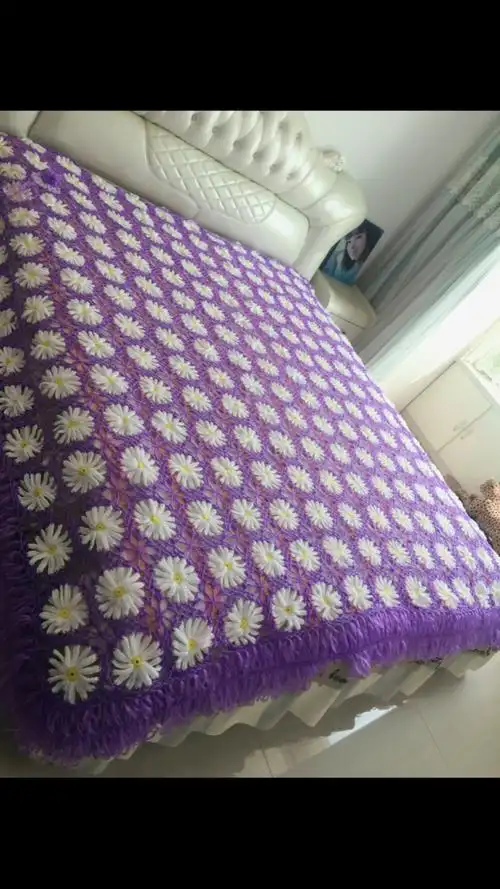 床罩边真让我头疼07,开始钩的小鱼95的边,看着不行,又换的这个,行