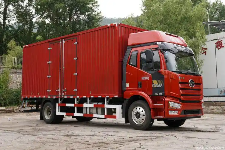 8米厢式载货车(ca5180xxyp62k1l4e5)_实拍图片_1039908_卡车之家