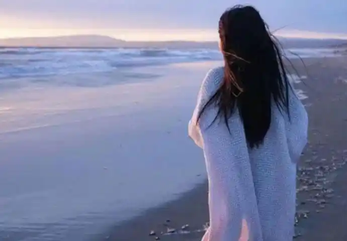 一个人寒了心的图片