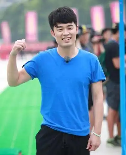 奔跑吧兄弟七明星童年照曝光baby从小美陈赫喜感足