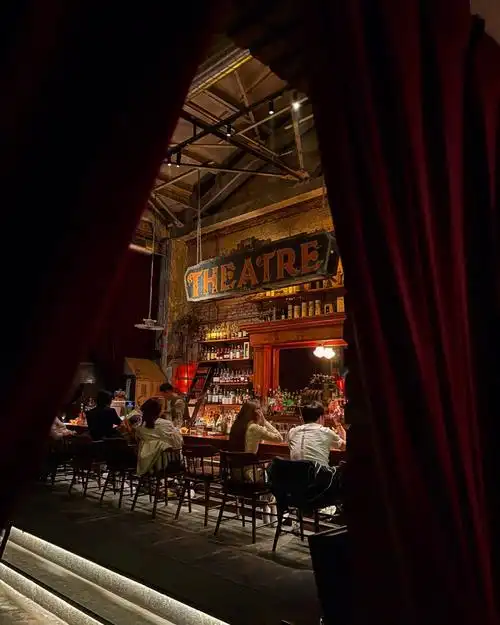 一家美国禁酒令为背景的神秘酒吧bible南京