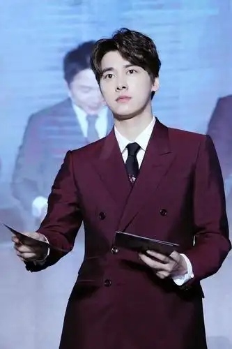 李易峰 正装