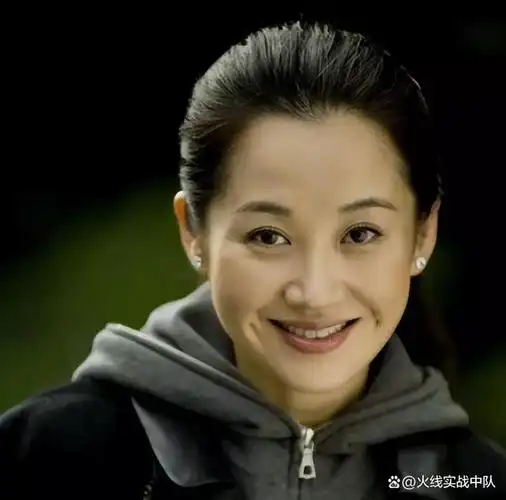 然而,许晴用她的实际行动告诉我们,年龄不是限制,真正