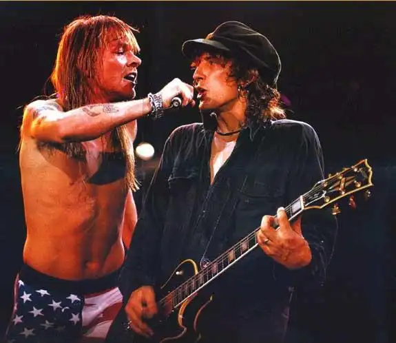 图文枪炮与玫瑰乐队精彩图片2