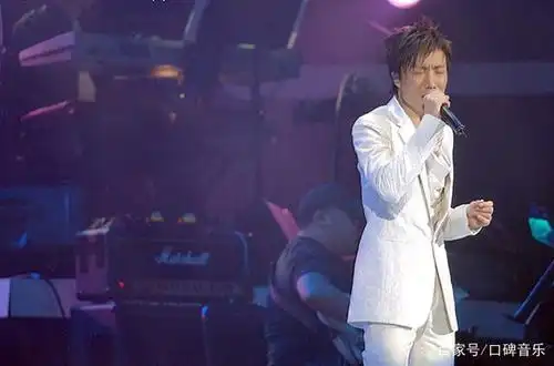 二流的演员,一流的歌手,郑中基为何没能成为"歌神接班人"?