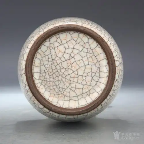 哥窑 金丝铁线 凤耳盘口尊