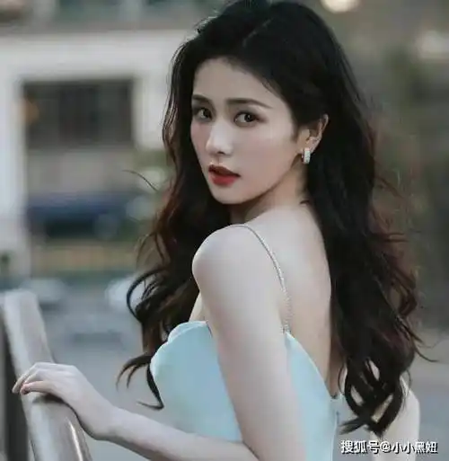 29岁白鹿:纯欲之美的诱惑,清纯中透着饱满性感!_魅力_眼神_身材