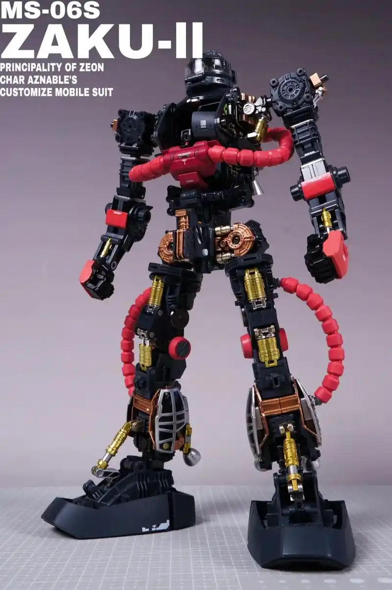 传说中的pg红色有角三倍速,不是都说男人就要开扎古吗,怎么很少很少见