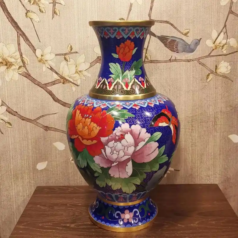 景泰蓝花瓶12英寸富贵牡丹纹珐琅周器垒赏瓶 - 抖音