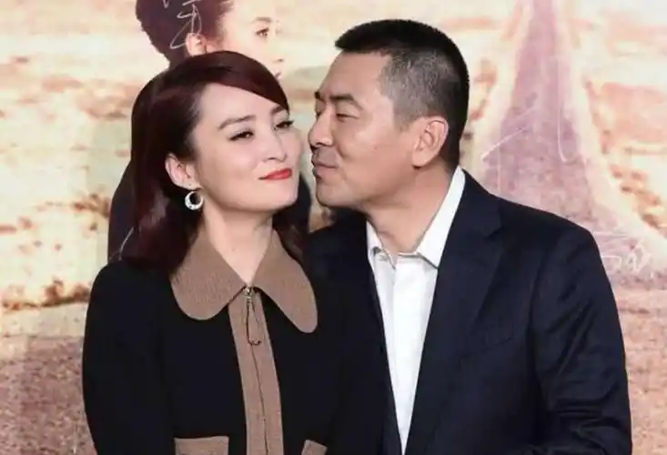 旁人见到陈建斌与蒋勤勤恋爱最多是诧异,可只有惨遭背叛的吴越心如刀