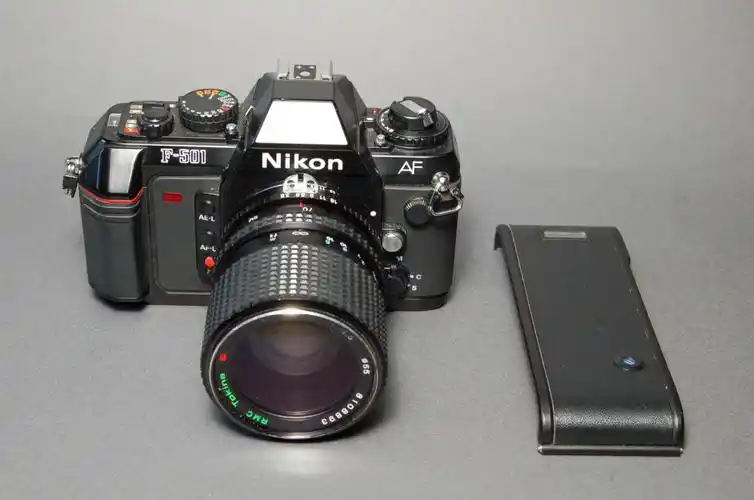 nikon f501 tokina 35-70mm f3.5 sunpak auto 25sr ジャンク部品取り