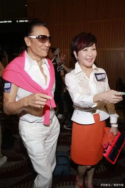 谢贤回忆与台湾第一美女甄珍的婚姻秘密结婚的谢贤谈婚姻大赏