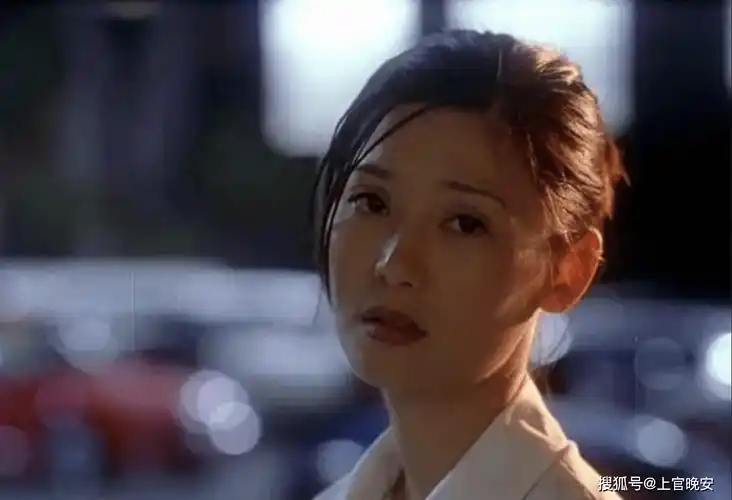 原来年轻时的徐帆这么美长腿大眼的甜姐难怪冯小刚说高攀不上