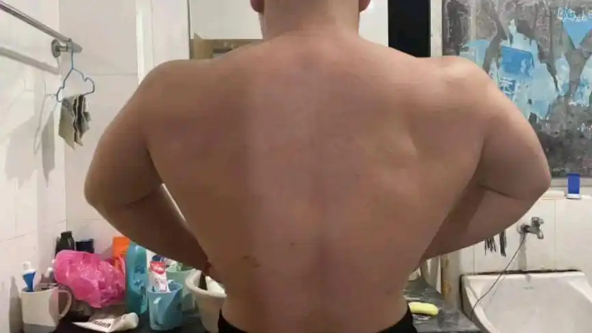 0次播放·2021-08-12#背部训练 #背阔肌 #展背 #你的坚持终将美好00