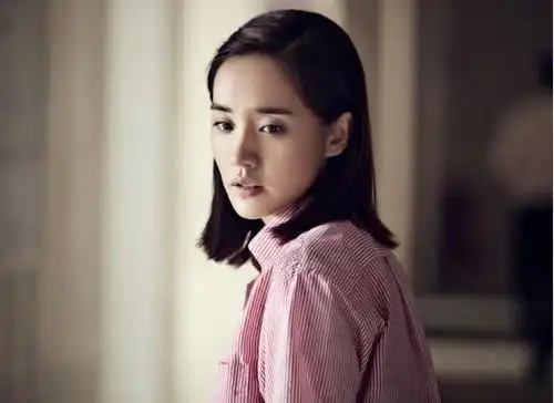 有种"整容"叫秋雅,《夏洛特烦恼》中可盐可甜,结婚后却成路人